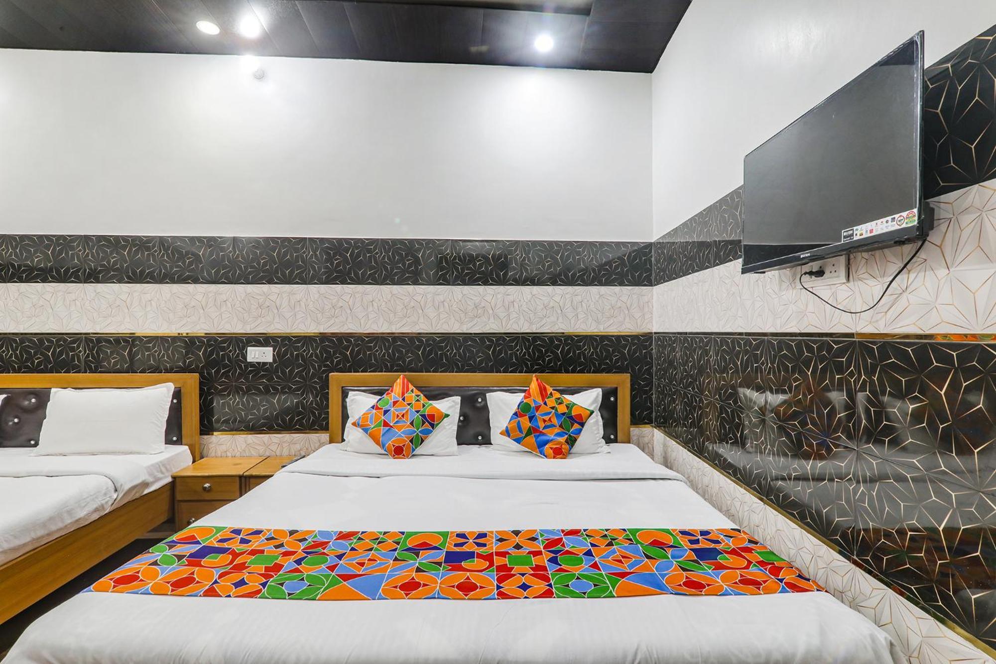 Fabexpress Milan Palace Ayodhya 외부 사진