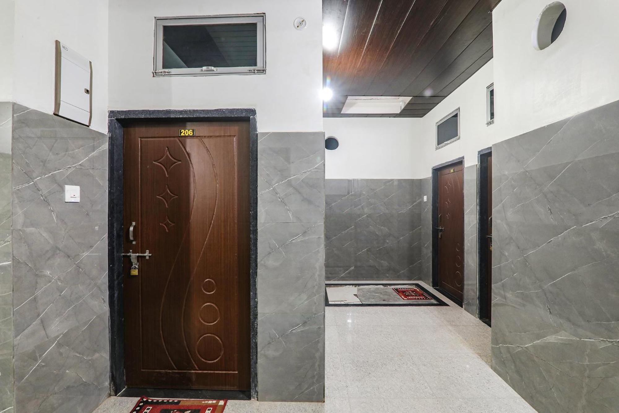 Fabexpress Milan Palace Ayodhya 외부 사진