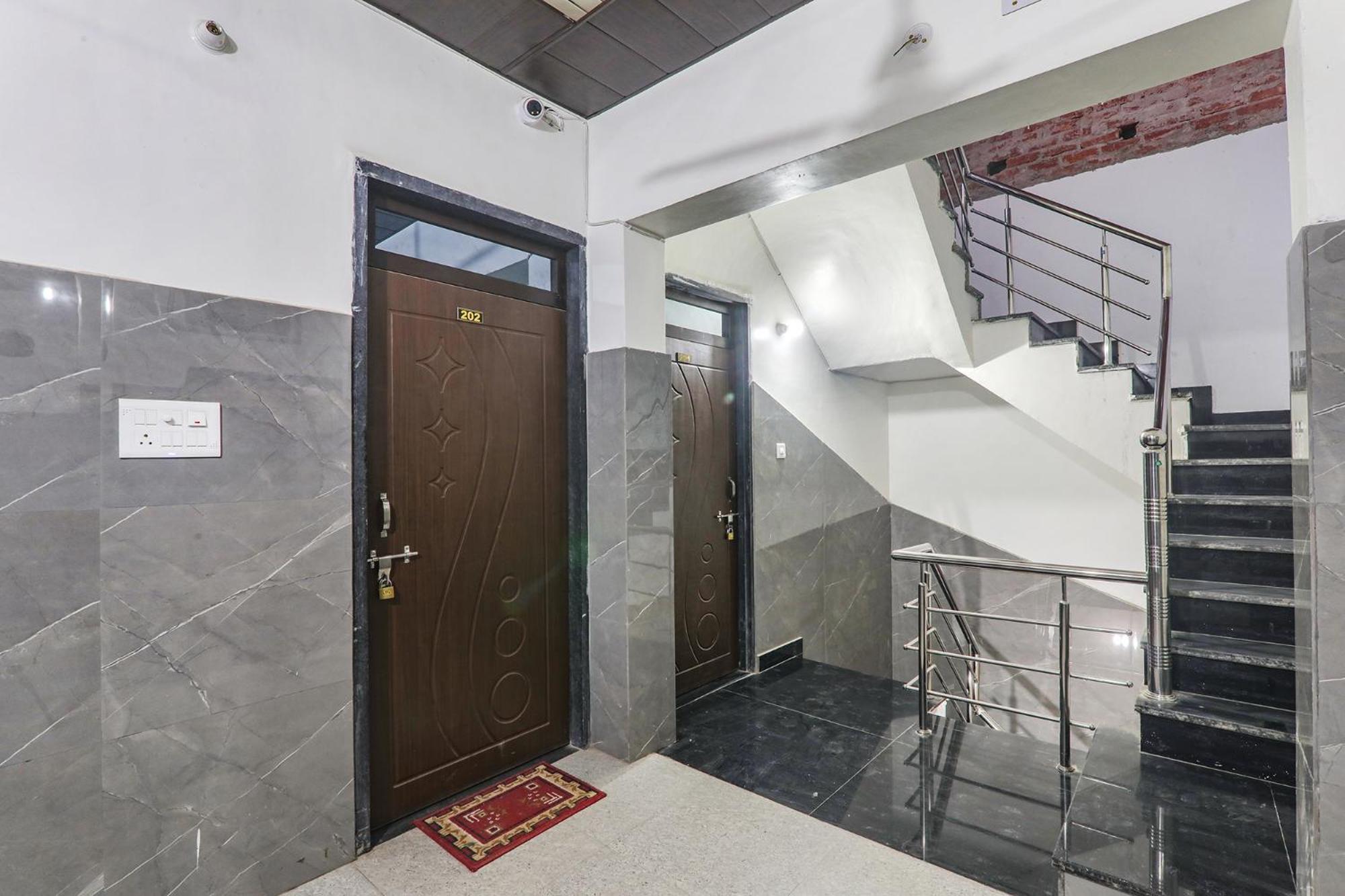 Fabexpress Milan Palace Ayodhya 외부 사진
